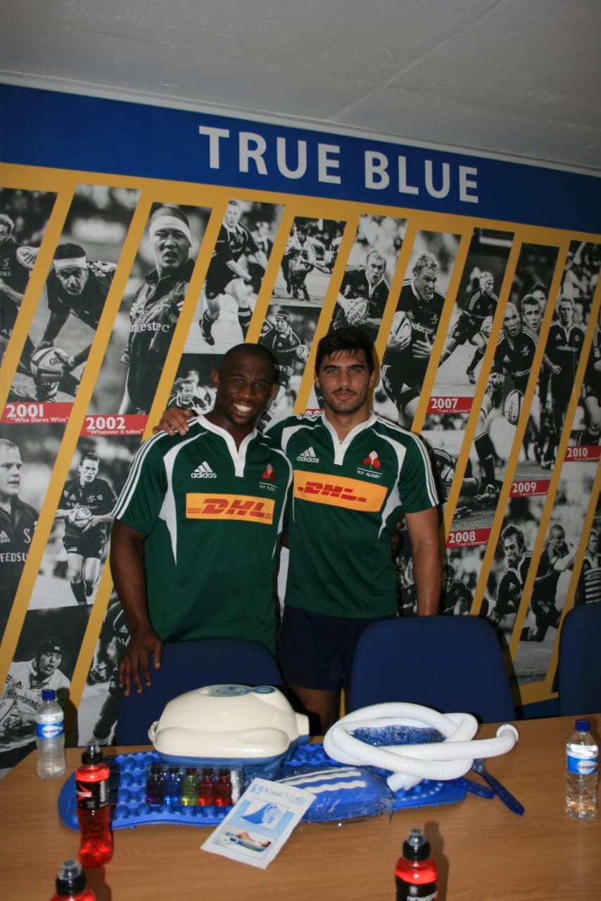 Siya Kolisi and Damian de Allende (Rugby player) - Aqua Ozone Siya Kolisi and Damian de Allende (Rugby player) - Aqua Ozone